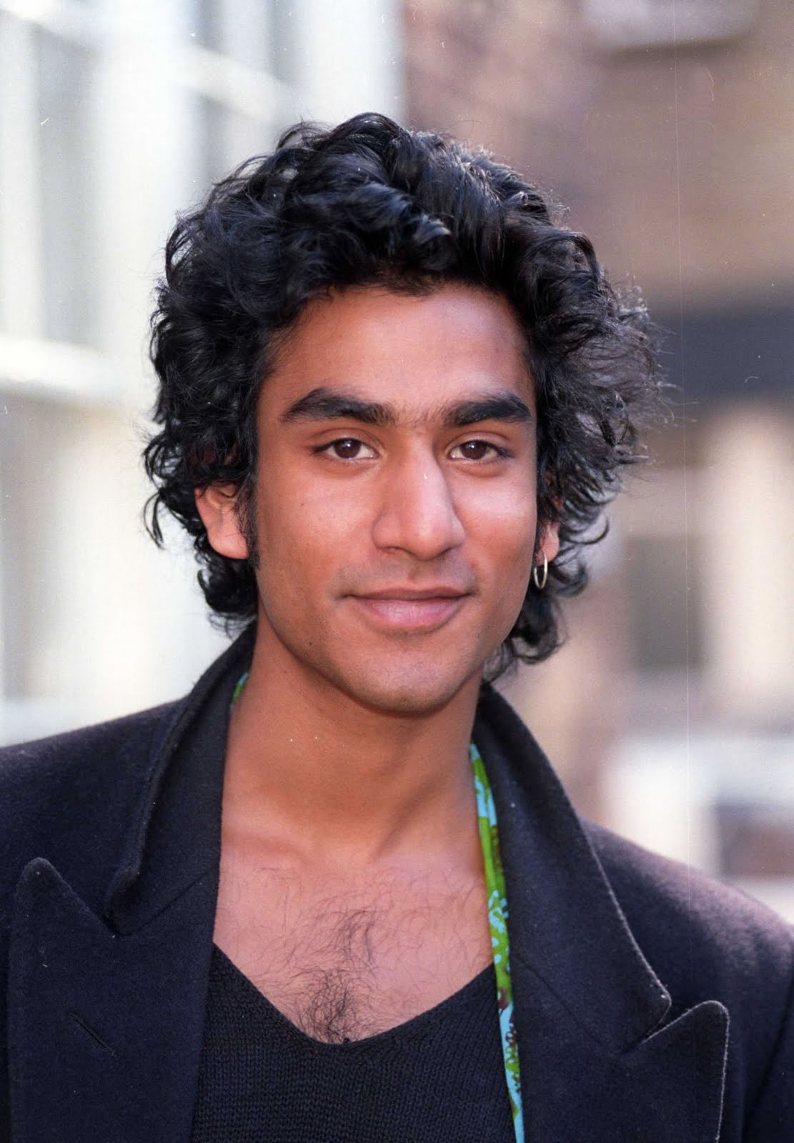 Sexy TV Actors: Naveen Andrews (Lost) .