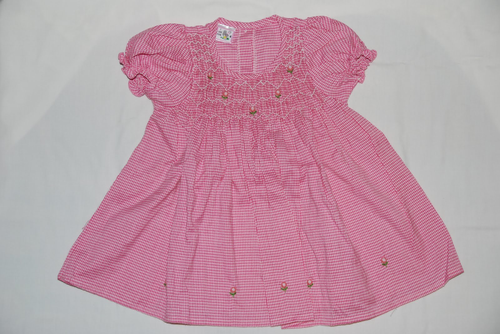 Children Pre-loved items: Pink Smoking Dress Size 4 (1-2Y)