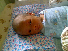 Aidan- 1 month old - 13/10/2009
