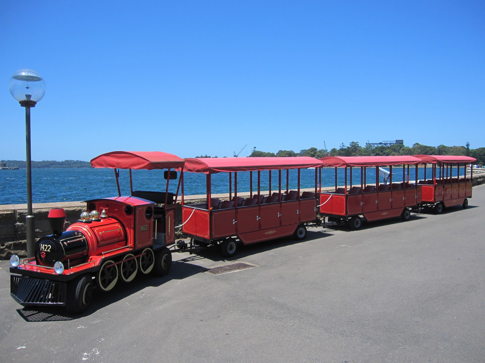 Sydney City and Suburbs Botanic Gardens, trackless train