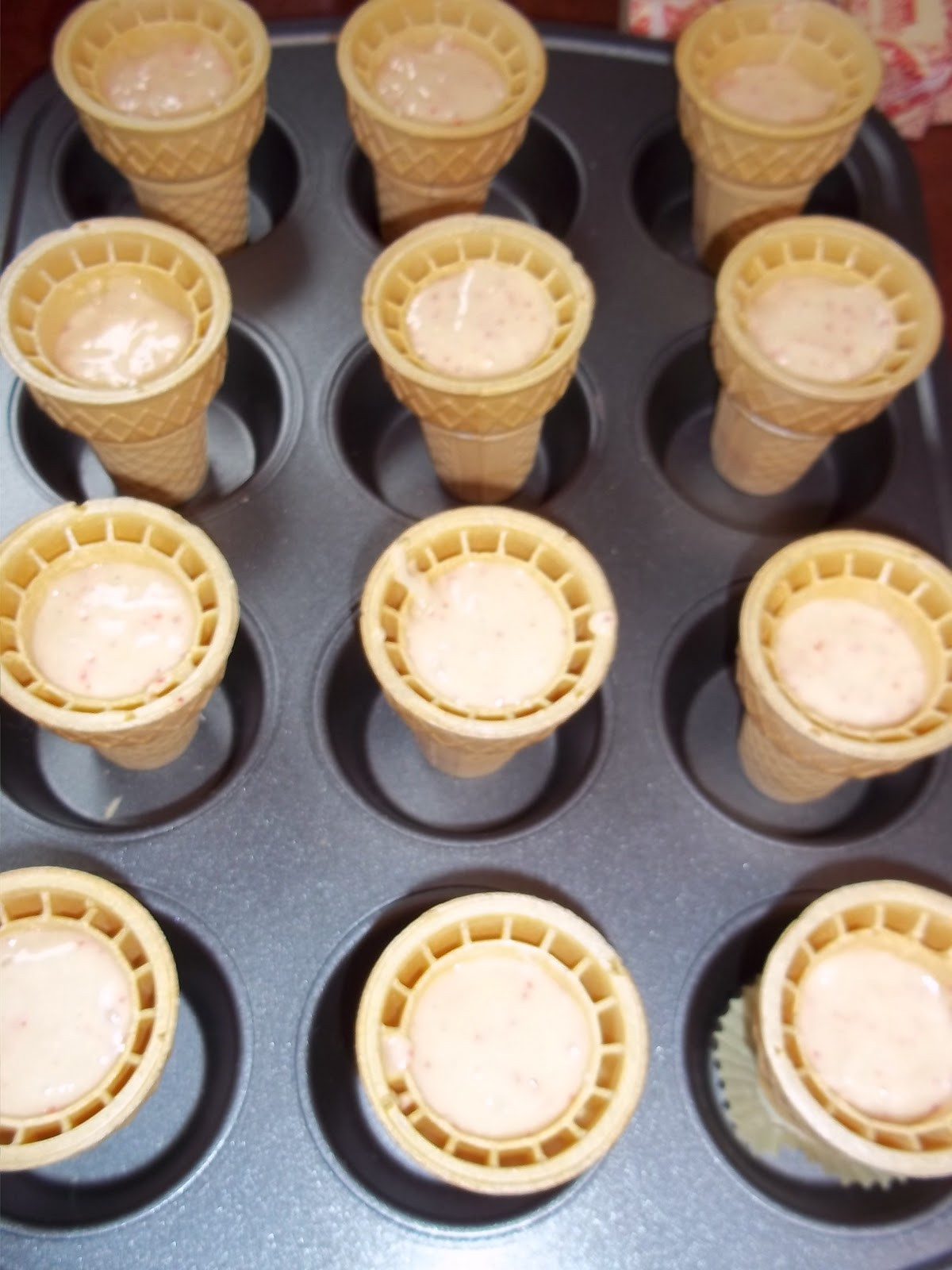 The Daily Smash Cake Cones