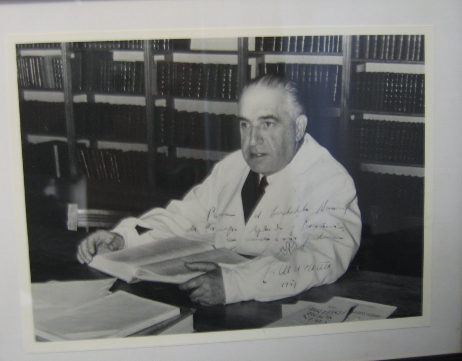 Exposición bibliográfica sobre Gregorio Marañón CanalBiblos blog de