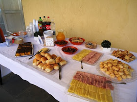 Resultado de imagem para etiqueta de  coffee break 