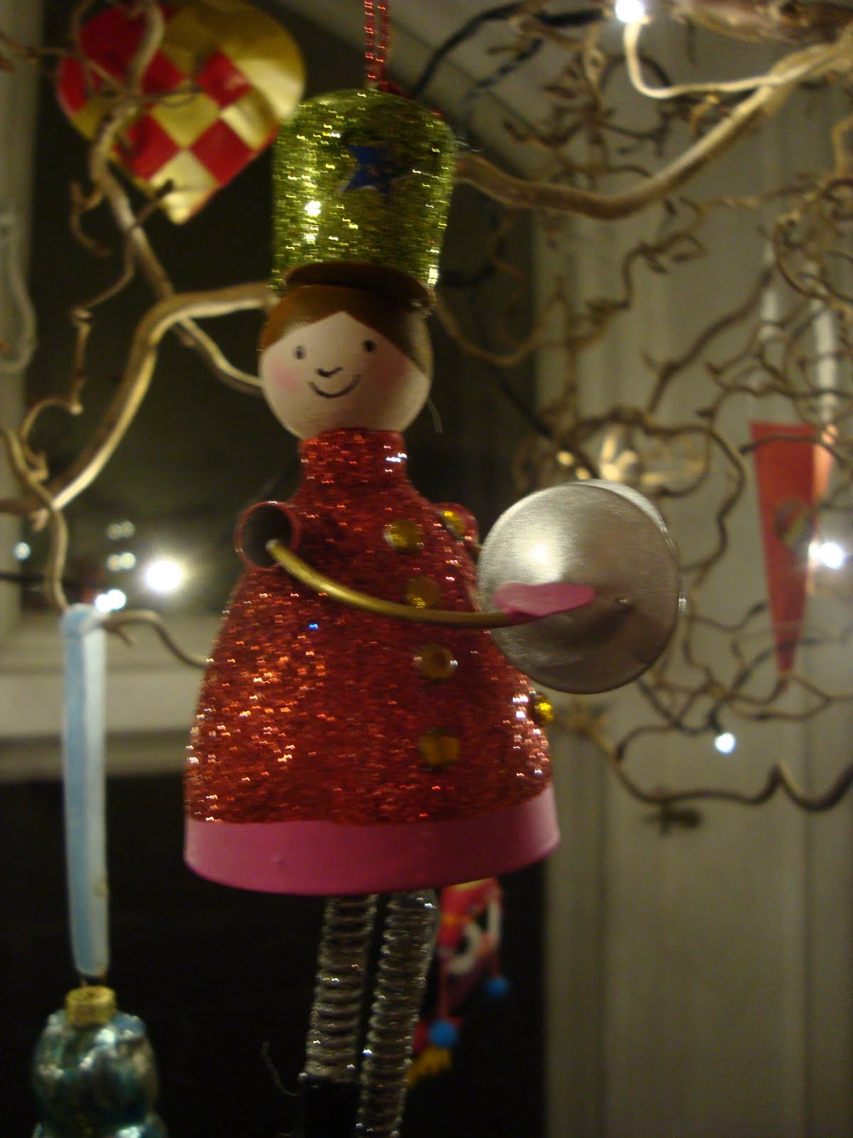 Deformed Feet? The Secret Life Of Retired Ballerinas - p08y9m2