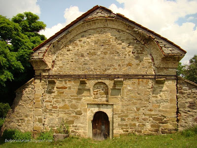 Църквата „Свети Симеон Стълпник“ - входа