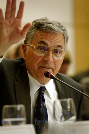 [20060208Schmitt.jpg]