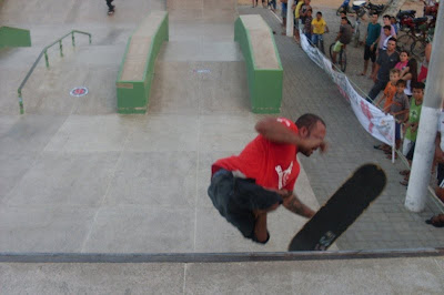 Cearense vence etapa de circuito de skate street amador em