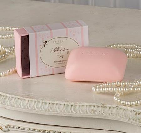 [NC169+Moisturising+Soap+160g-1.JPG]