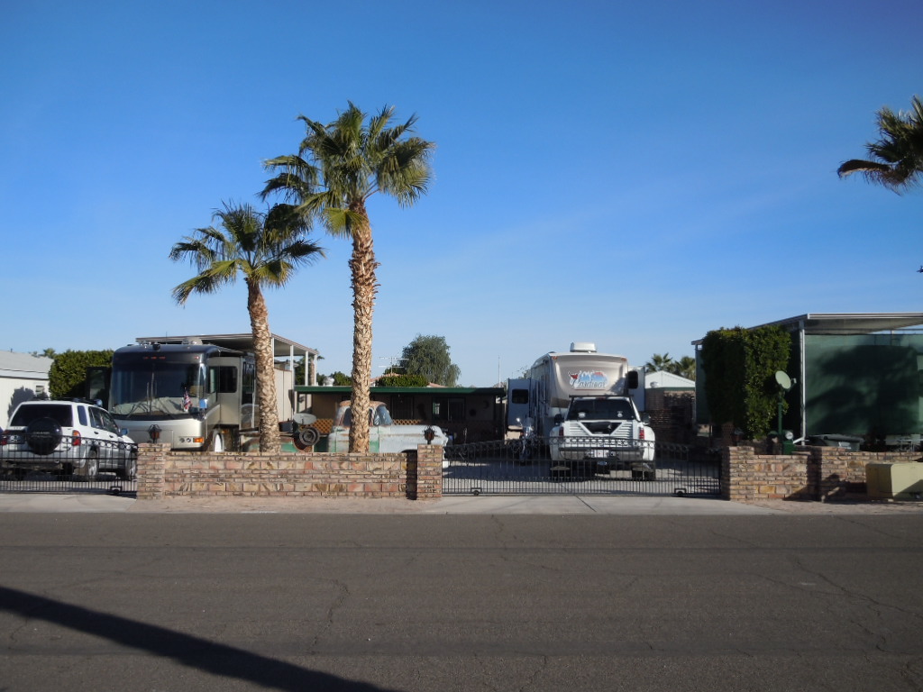 RV Voyageur Yuma Foothills Good visits Golf = A Mixed Bag