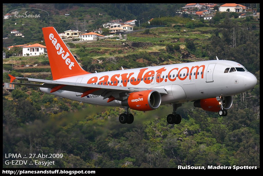 [G-EZDV_Easy_LPMA_27abr2009a.jpg]
