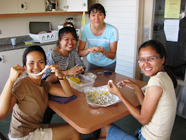 making food with Thai friends