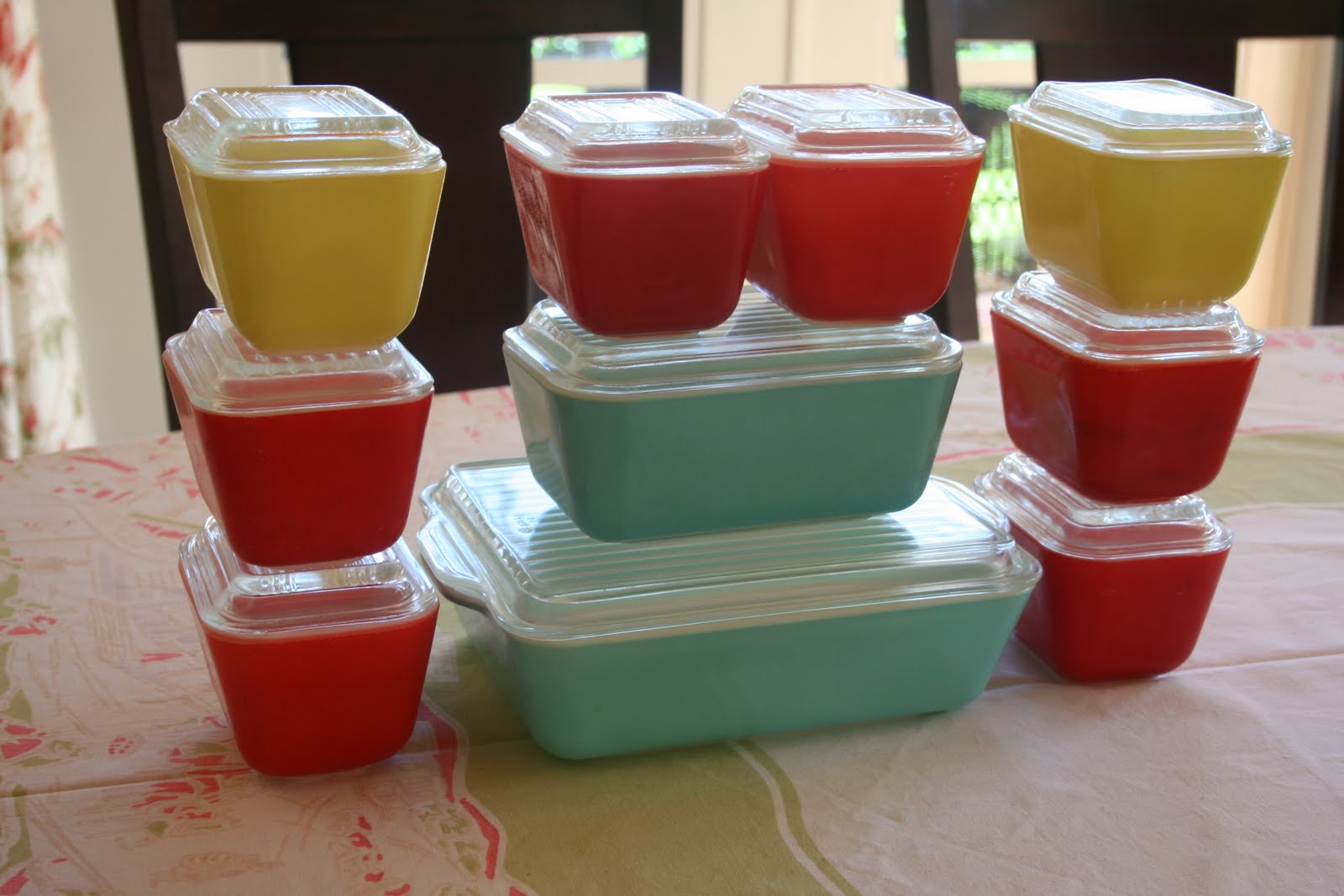 The Pyrex Collective Refrigerator Dishes