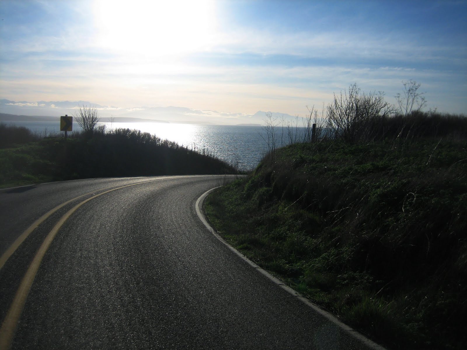 [road+to+beach.jpg]