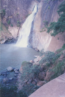 Dunhinda falls province image