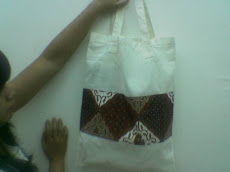 Contoh Souvenir kami : Tas Blacu Batik