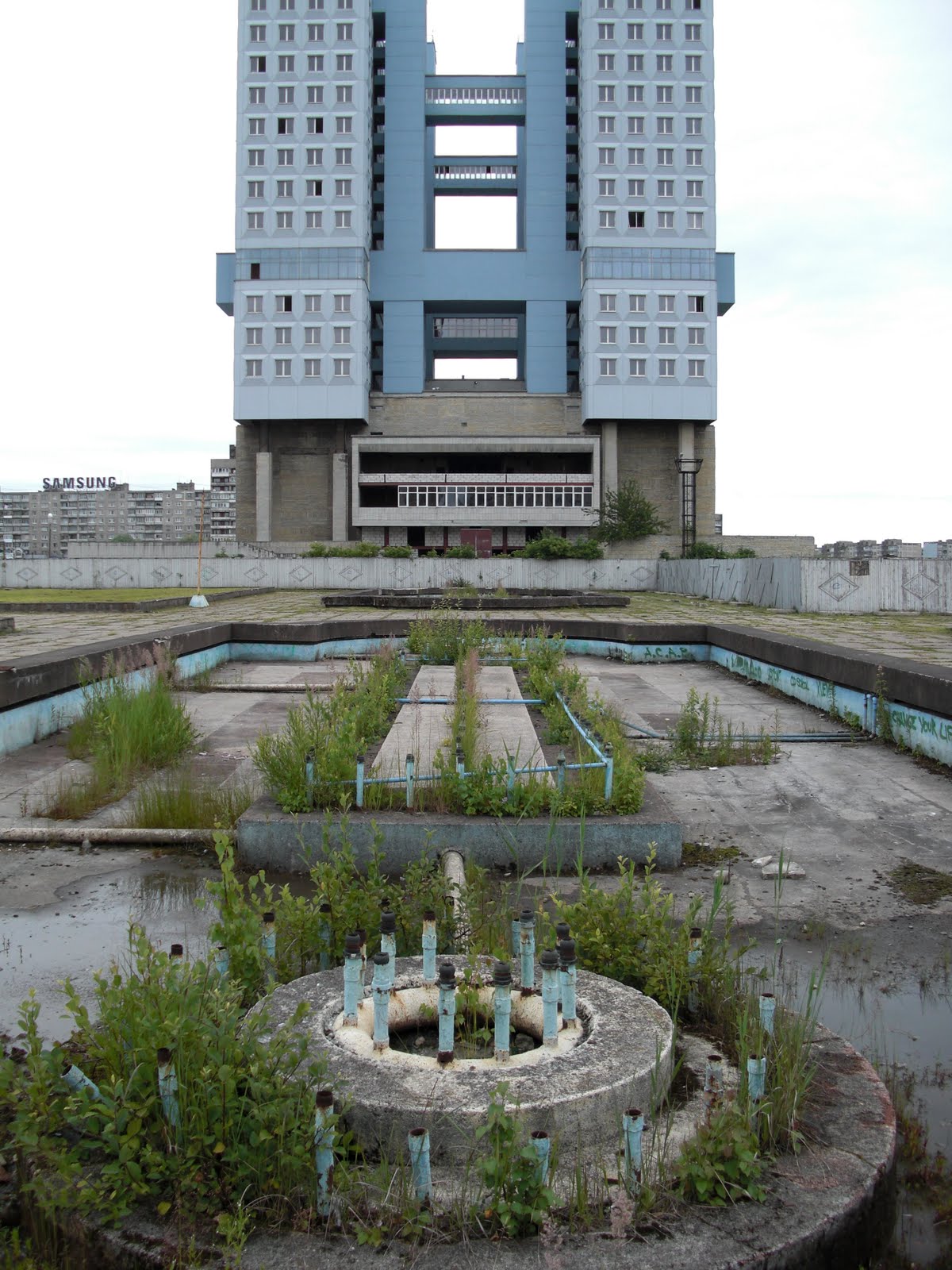 [Eastern+Europe+July+2009+082.jpg]