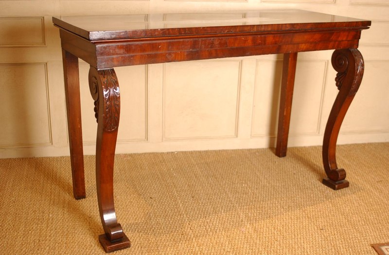 [Rospalmerinteriors.com+English+mahogany+serving+table+1810.jpg]