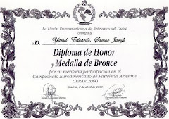 Diploma  de  Honor