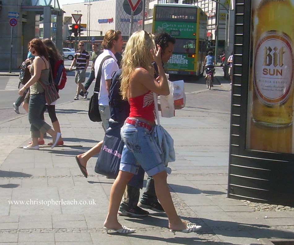 [Berlin-Bit-Sun-245.jpg]