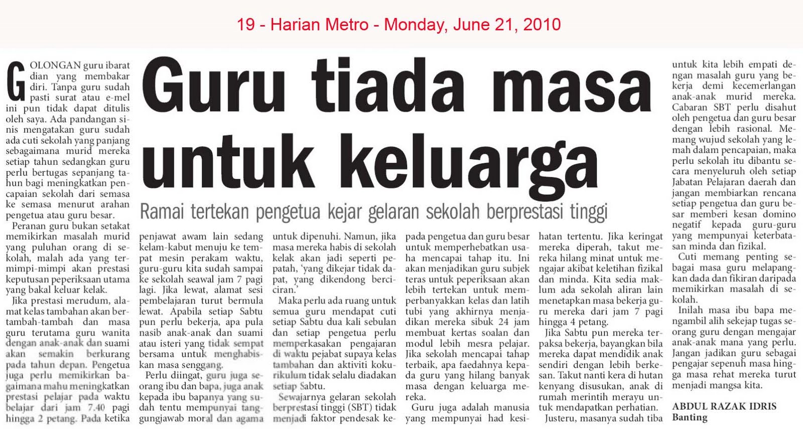 Disiplin Sekolah Surat Khabar