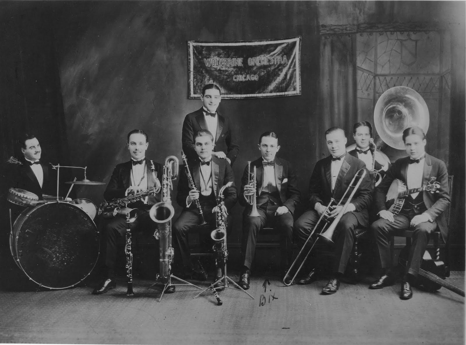 Journeys Into The Past BIX BEIDERBECKE The Roaring Twenties  journeys-into-the-past-bix-beiderbecke-the-roaring-twenties