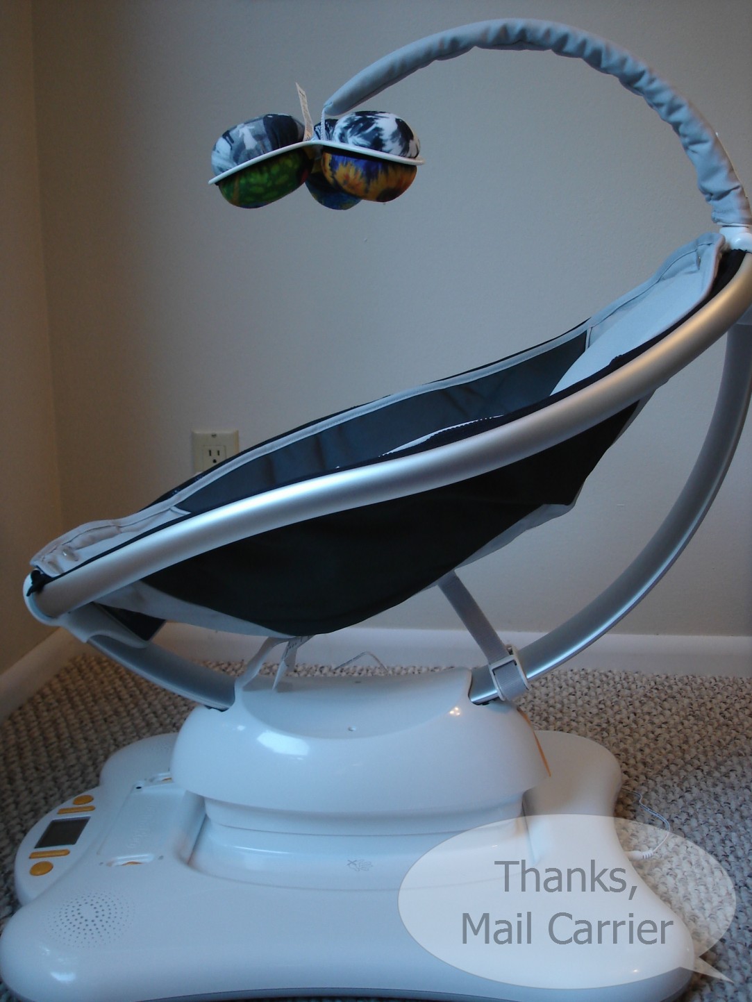 Thanks, Mail Carrier | Anniversary Bash #1: 4moms mamaRoo {Review