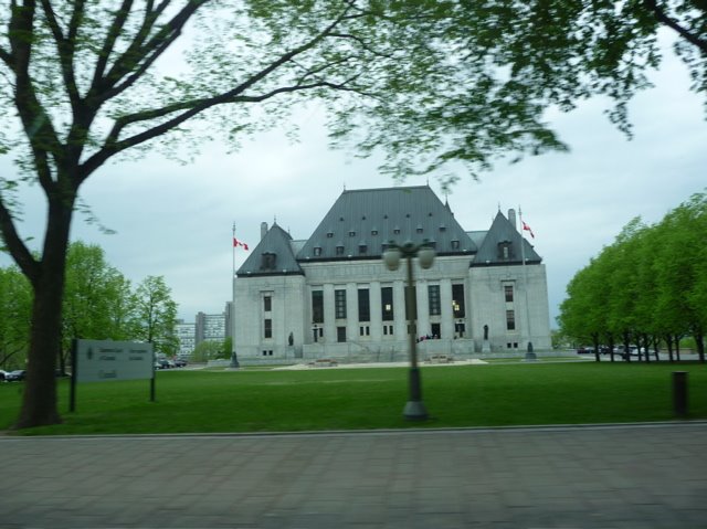 [6-Supreme+Court+Building.jpg]