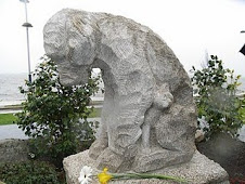 MONUMENTO A LOS ANIMALES ABANDONADOS