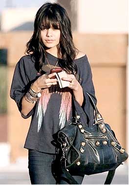 Ultimate Handbags Guide Vanessa Hudgens In Her Balenciaga Giant Vanessa Hudgens In Her Balenciaga Giant City Part Time Bag