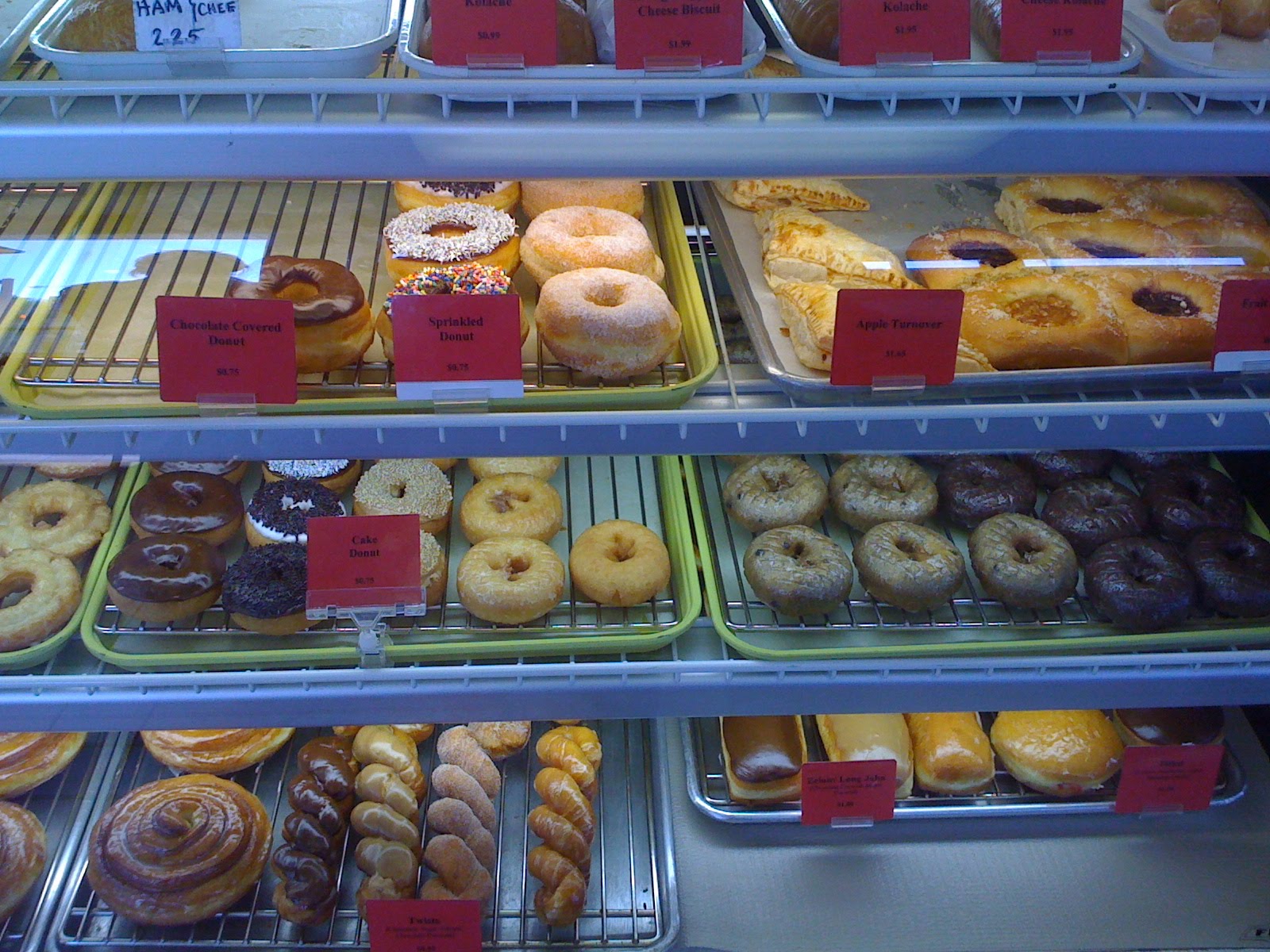 The Passionate Foodie: Donut City: Recently Opened