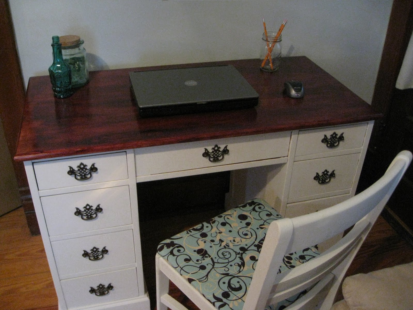 переделать советский письменный стол