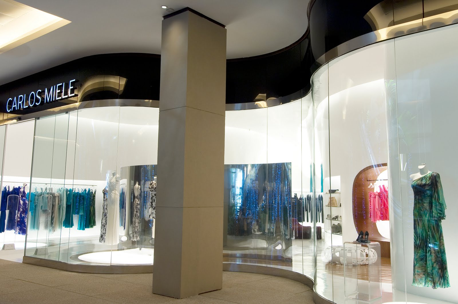 Shoppers Travelers: CARLOS MIELE - SAO PAULO - “THE STORE IS A DANCE ...