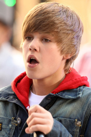  Foto  Justin Bieber Terbaru Terkeren  2010 Alabik