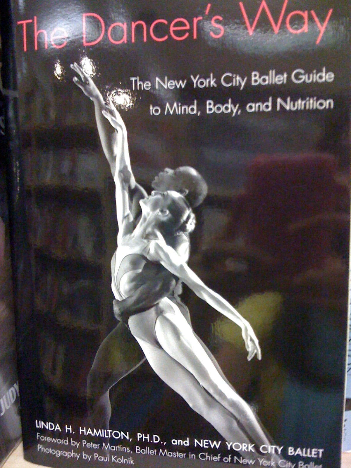 AT THE BARRE LIFESTYLE Ballet Books