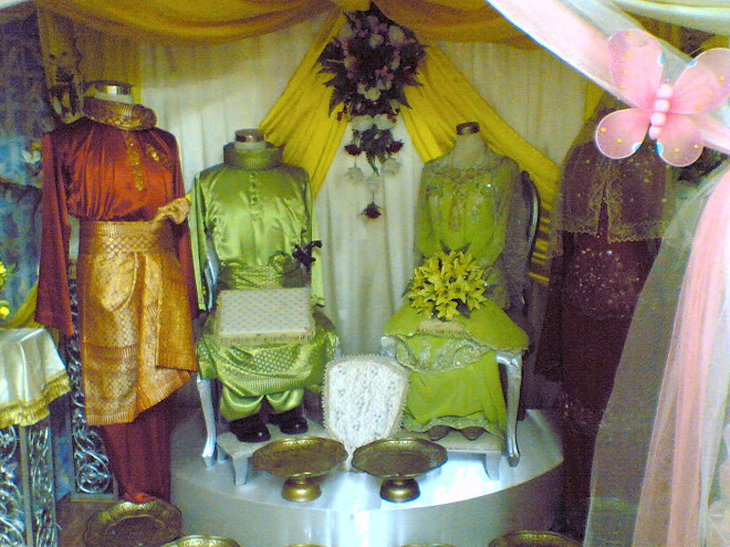 GALERY DI KM12 JLN DATUK KUMBAR