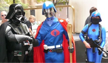 [darth-meets-cobra-commander.jpg]