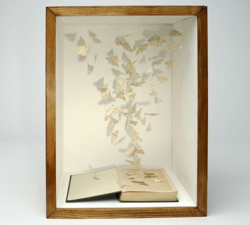 [book_art_002.jpg]