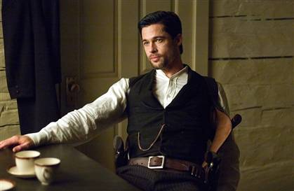 [fall_movie_guide_2007_jessejames.hmedium.jpg]