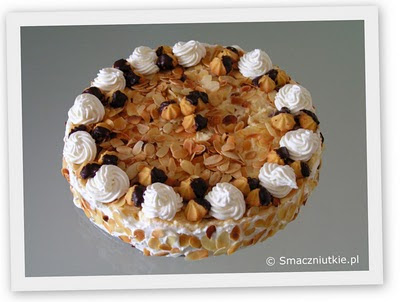 Tort Malakoff - winny tort urodzinowy