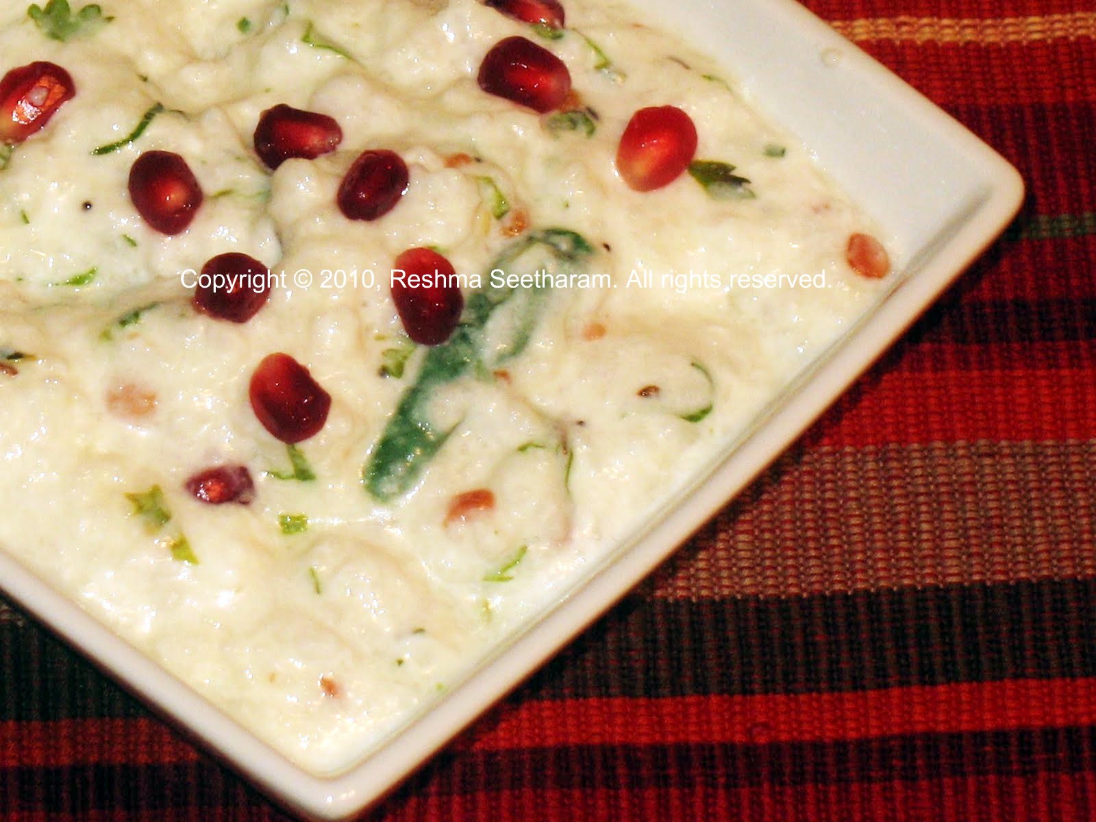Seasoned yogurt rice w/pomegranate