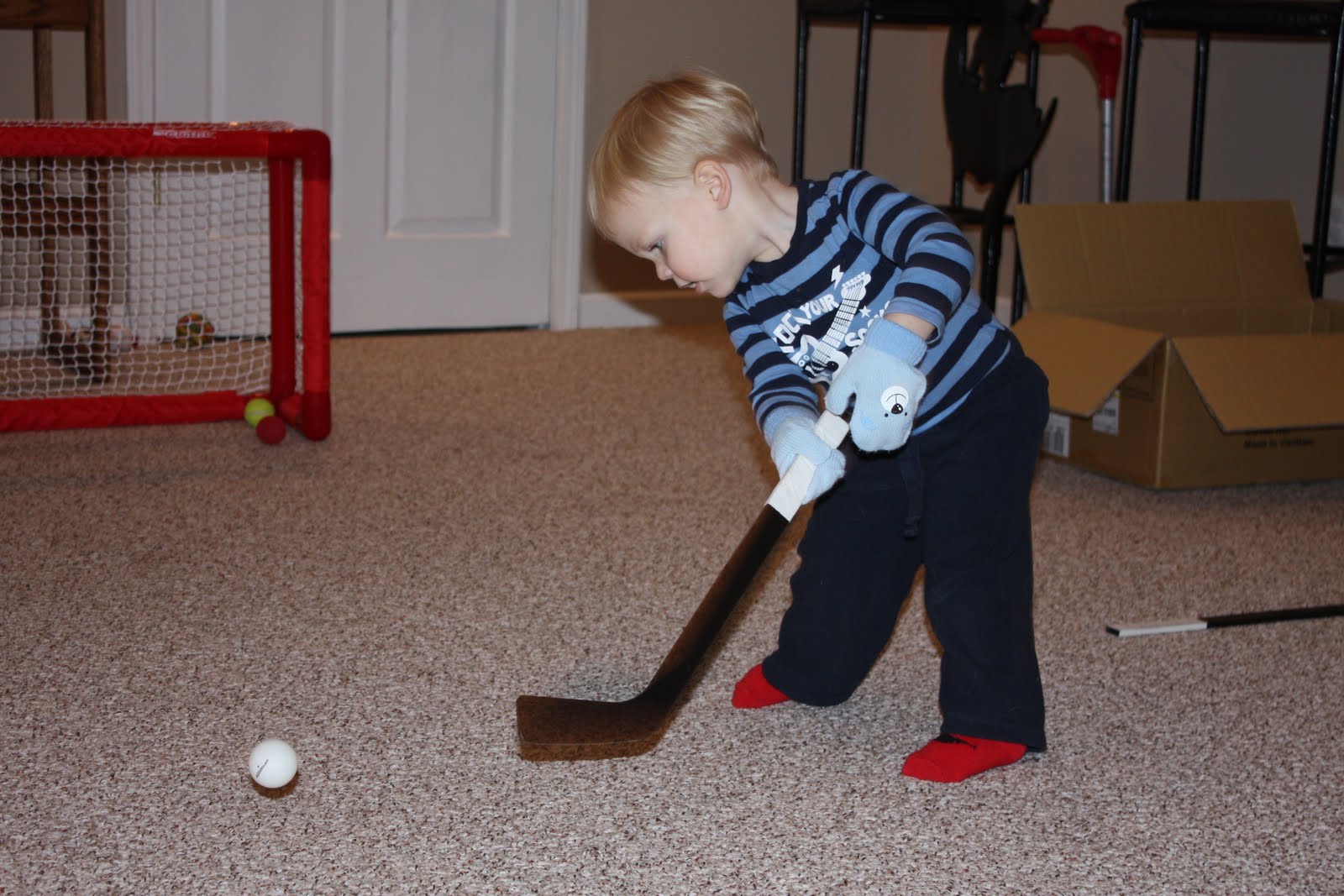 "Q" the babies "Hockey Time"