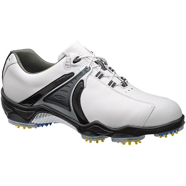 Golf shoes USA: August 2010