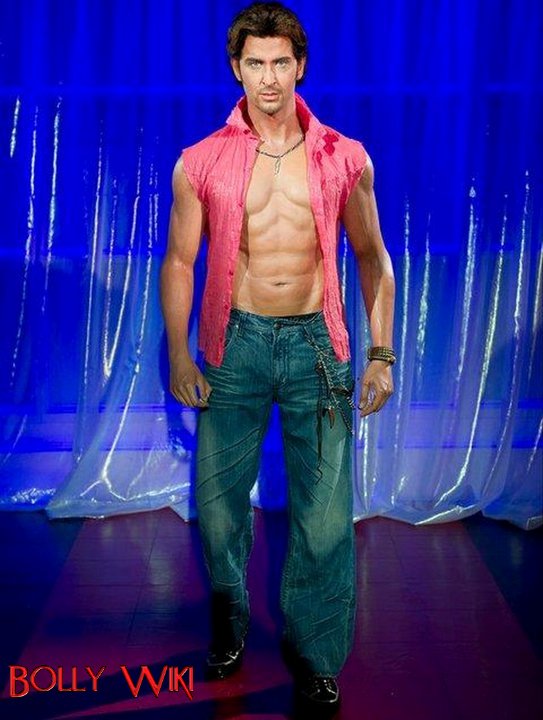 Hrithik Roshan’s wax statue at Madame Tussauds unveiled Bollywood