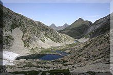 Ibon de la Escaleta, Tuca de la Mina y Salbaguardia al fondo