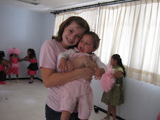 Sweet babies!  Just one more hug!