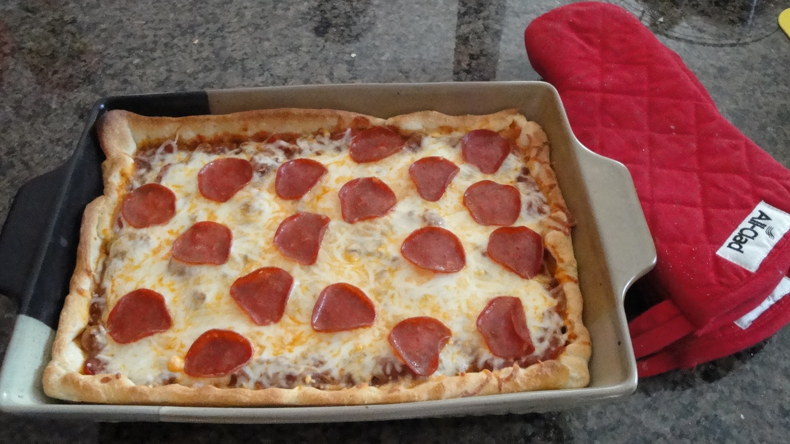 The Simple Plate Deep Dish Pizza Casserole