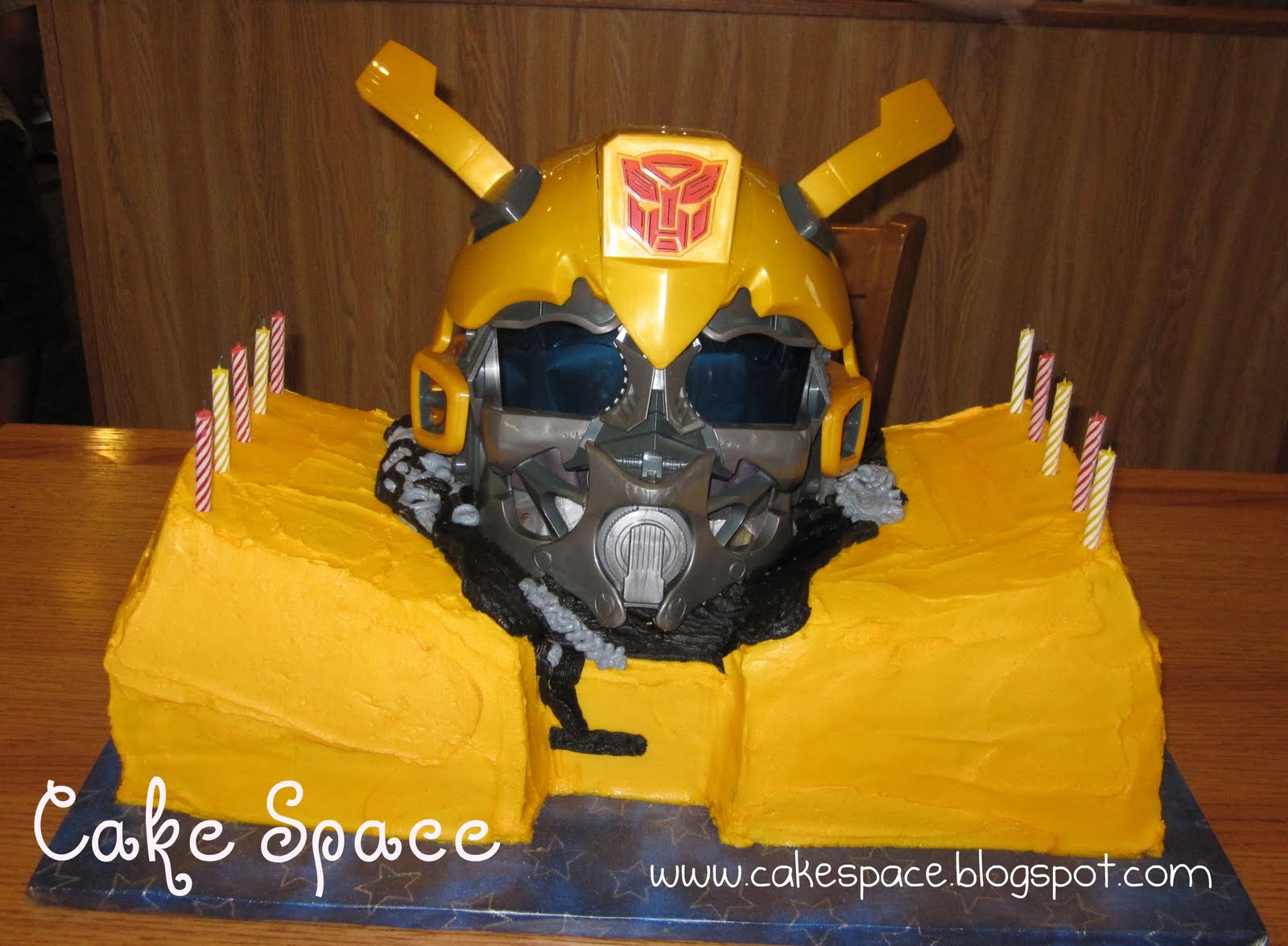 Bumblebee Transformers Cake Design Bumblebee Transformers Cake Design