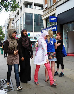 Muslim Women Fashions: Arabic Muslim Fashion