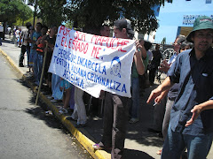 Manifestación durante el Foro en hospital 21-01-08