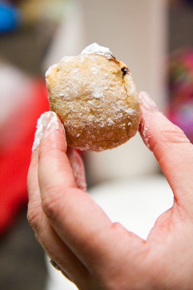 [deep+fried+cupcake+4.jpg]